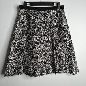 Banana Republic Vintage y2k 100% silk‎ pleated mini skirt Size 4